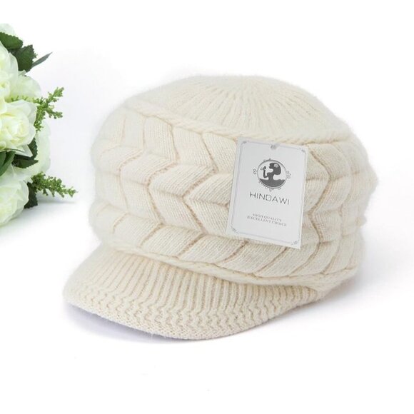 〽️Women’s Beige Winter Warm Knit Wool Snow Ski Hat with Visor main image 4
